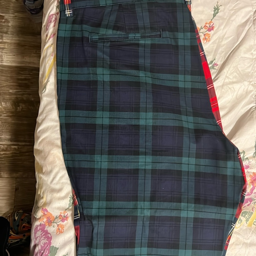 Vineyard vines two pattern plaid pants
